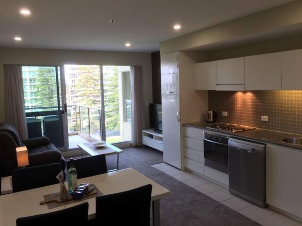 Beachside Luxury Apartments One & Two Bedroom In Beachfront Oaks Pier Building เกลเนลก์ ภายนอก รูปภาพ