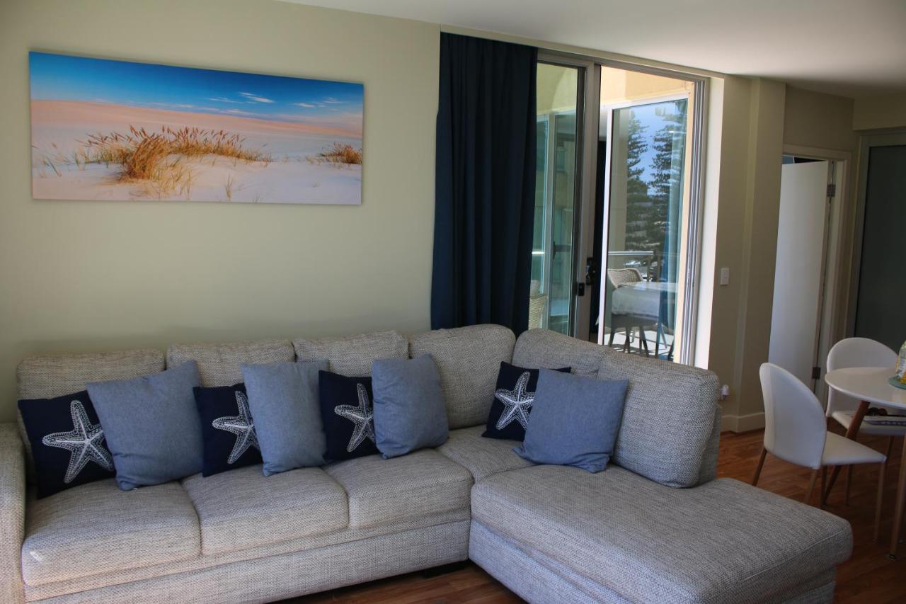 Beachside Luxury Apartments One & Two Bedroom In Beachfront Oaks Pier Building เกลเนลก์ ภายนอก รูปภาพ