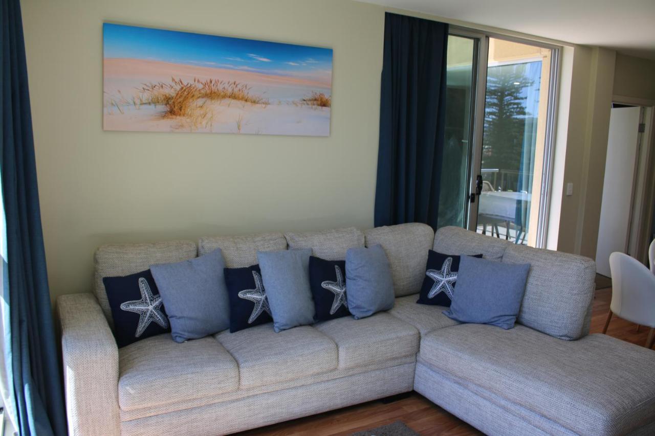 Beachside Luxury Apartments One & Two Bedroom In Beachfront Oaks Pier Building เกลเนลก์ ภายนอก รูปภาพ