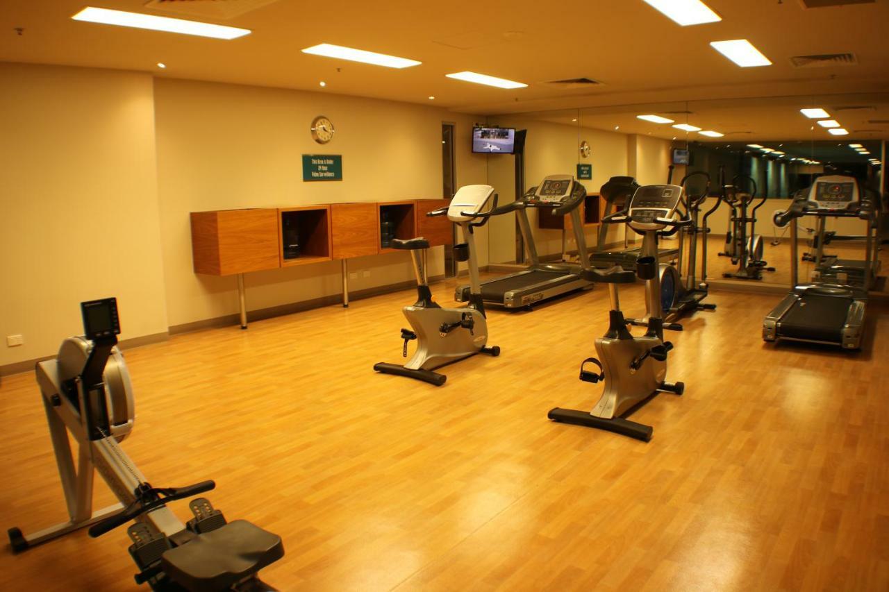 Beachside Luxury Apartments One & Two Bedroom In Beachfront Oaks Pier Building เกลเนลก์ ภายนอก รูปภาพ